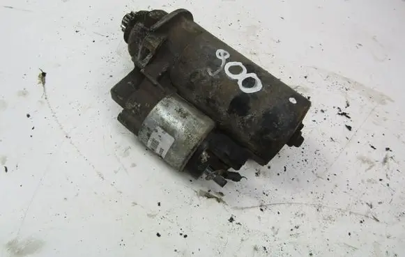 Volkswagen Polo III 6N 6N2 6NF Starter motor 