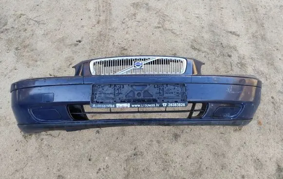 Volvo V70 Front bumper 09484238 14562