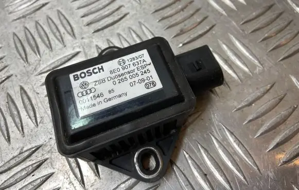 Volkswagen PASSAT B5.5 ESP acceleration yaw rate sensor 8E0907637A