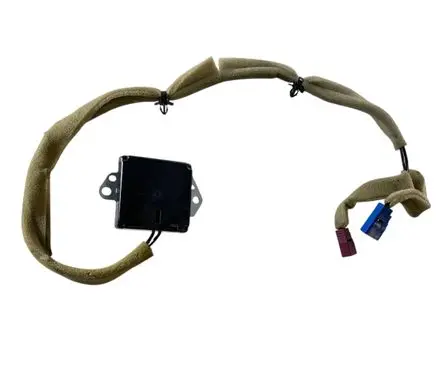Infiniti QX30 Antenna control unit 282125DF0A