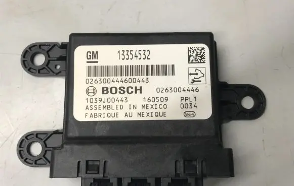 Opel Insignia A Parking PDC control unit/module 13354532