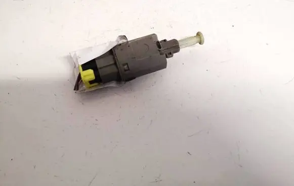 Brake pedal sensor switch