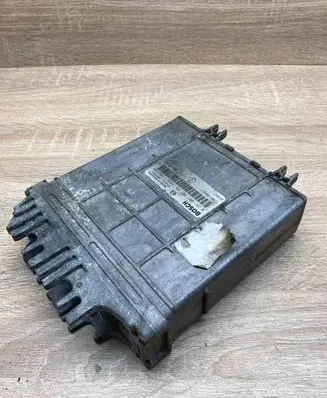 Renault Scenic I Engine control unit/module ECU 0281001809 7700109621