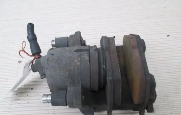 Seat Ibiza III (6L) Front brake caliper