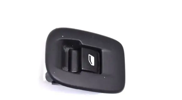 Nissan Qashqai Electric window control switch 96751119ZD