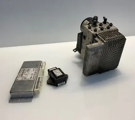 Mercedes-Benz E W211 ABS Pump A0054319712 0265250111 0054319712