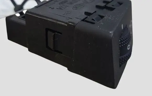 Hyundai ix35 Headlight level height control switch 937602S0009P