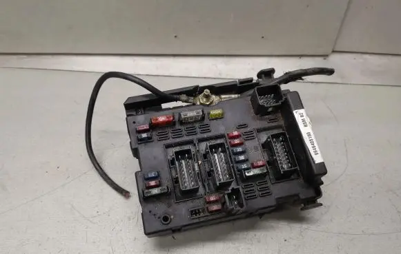 Peugeot 307 BSM Control unit 9646405180 BSMB2
