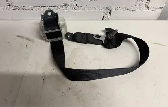 Dodge Challenger Rear seatbelt P5UZ23DX9AB T19X530755XD66
