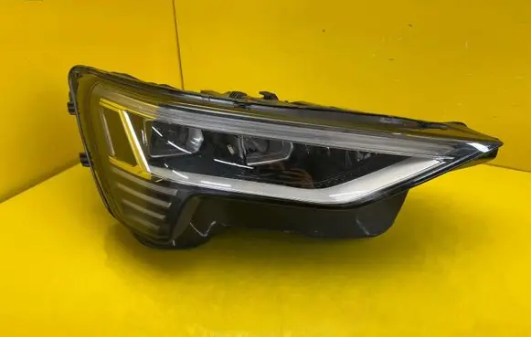Audi Q4 e-tron Headlight/headlamp 4KE941040