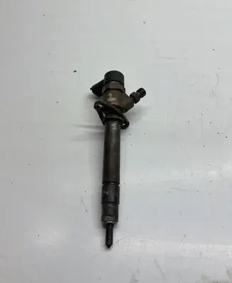 Volvo S60 Fuel injector 0445110078