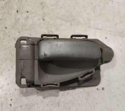 Citroen Xsara Picasso Front door interior handle 9631487677