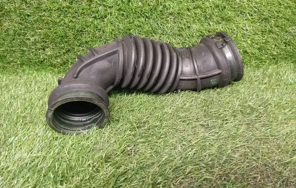 Buick Encore I Air intake hose/pipe 95374554 1052087S03