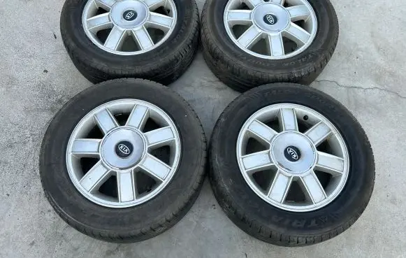 KIA Optima R15 alloy rim 529103C420