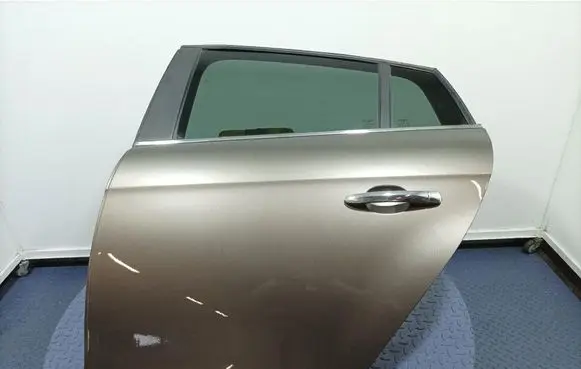 Rear door