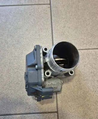 Hyundai ix35 Throttle body valve 351002A900