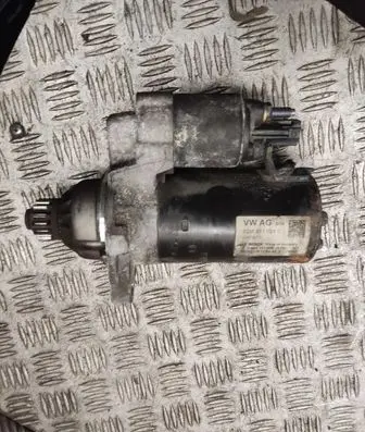 Volkswagen PASSAT B7 Starter motor 02m911024c