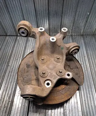 Mercedes-Benz B W246 W242 Rear wheel hub A2460406 2460406
