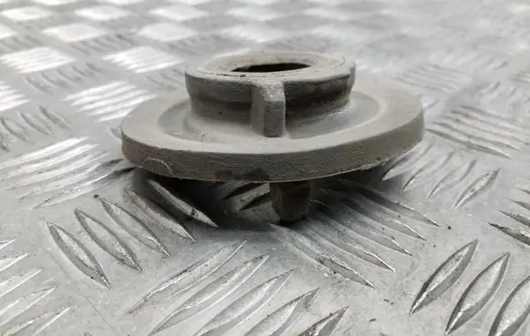 Volkswagen Golf VI Rear coil spring rubber mount 