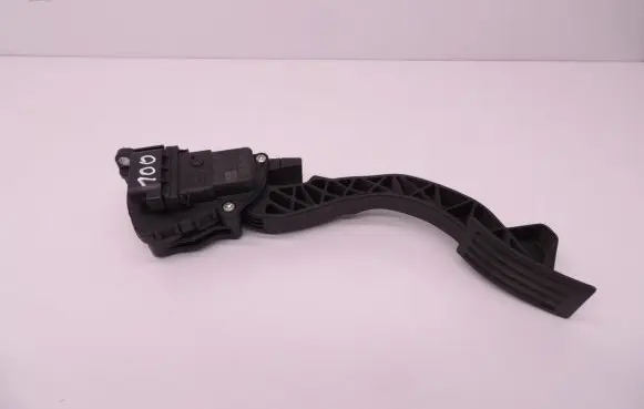 Volvo V50 Accelerator throttle pedal 4M519F836BH
