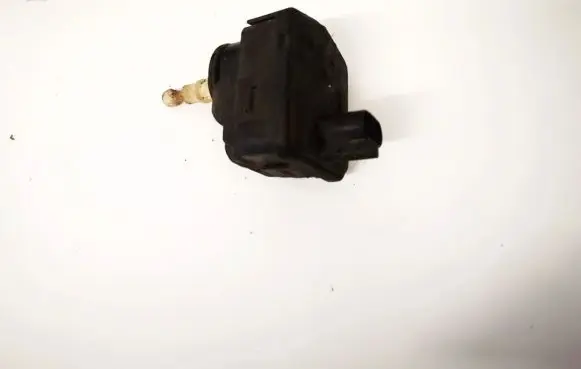 Volvo S40, V40 Headlight level adjustment motor 00728232 007282-32