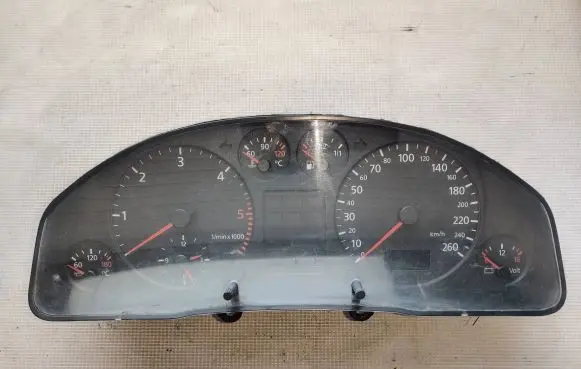 Audi A6 S6 C5 4B Speedometer (instrument cluster) 4B0919860 V1170075 008AUZ8Z0