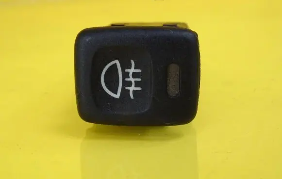 Fog light switch
