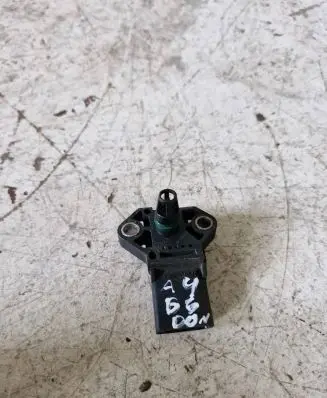 Audi A4 S4 B6 8E 8H Air pressure sensor 038906051B 0281002399