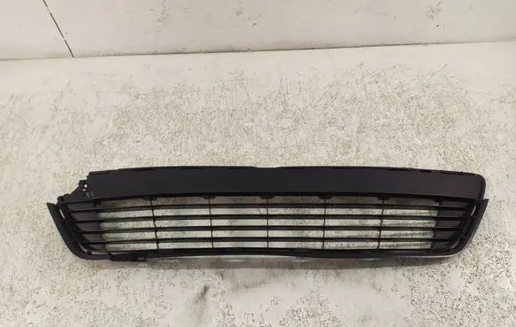 Toyota Yaris Front bumper lower grill 531120D210 FK1689