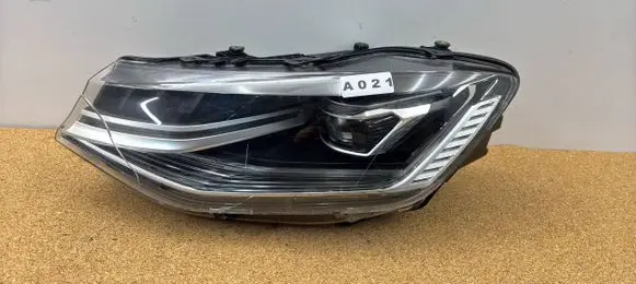 Volkswagen Caddy Headlight/headlamp 2K8941035S