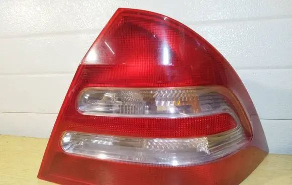 Mercedes-Benz C W203 Rear/tail lights