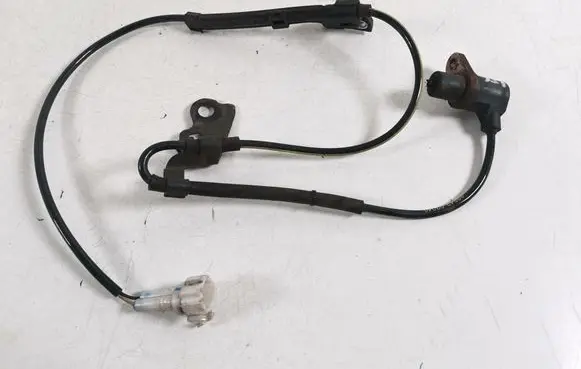 Toyota Corolla Verso AR10 ABS brake wheel speed sensor 89542-02040