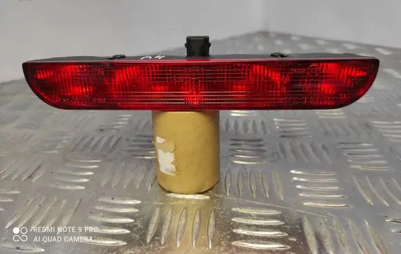 Audi A4 S4 B5 8D Third/center stoplight 0996400