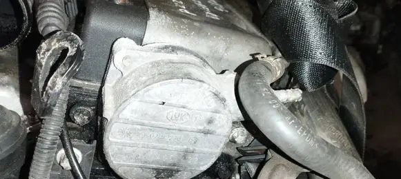 Opel Zafira A Vacuum pump 24406132