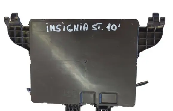Opel Insignia A Fuse module 544949969