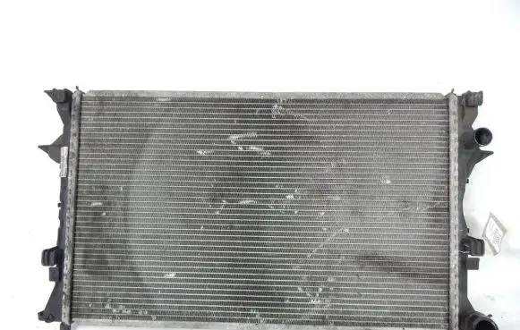 Renault Laguna II Coolant radiator 8200008765A