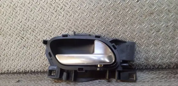 Peugeot 208 I Front door interior handle 96555516VV