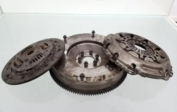 Ford Fiesta Clutch set kit 21051201 8V217550DD G6301