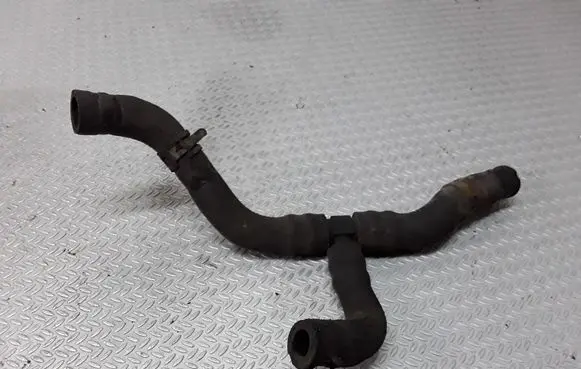 Toyota Avensis Verso Engine coolant pipe/hose