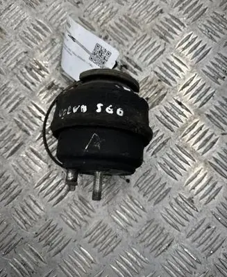 Volvo S60 Engine mount bracket