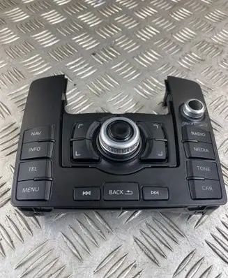 Head unit multimedia control