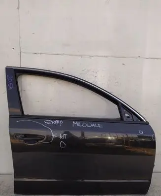 Skoda Superb B6 (3T) Front door