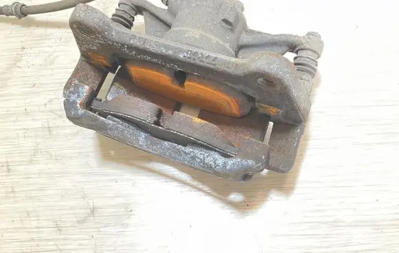 Audi Q2 - Front brake caliper