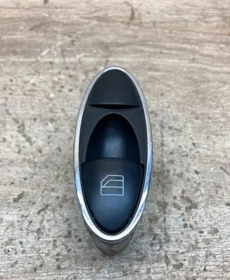 Mercedes-Benz E W211 Electric window control switch A2118211351 501885
