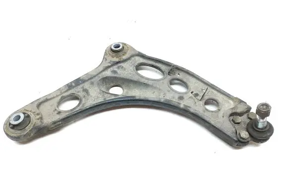 Renault Trafic III (X82) Front lower control arm/wishbone 8200688035
