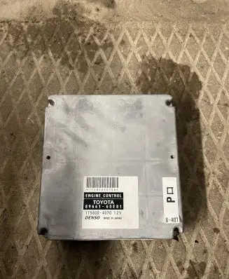 Toyota Land Cruiser (J120) Engine control unit/module 8966160E81 1758004070