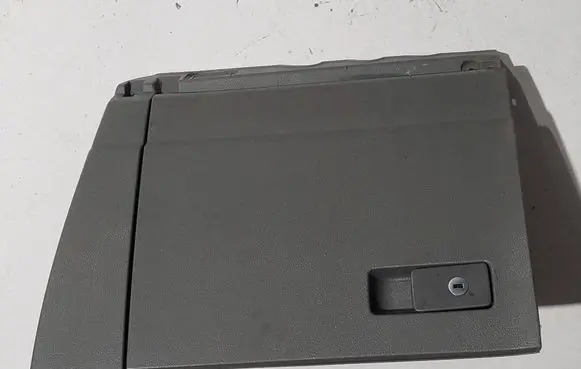 Volkswagen Sharan Glove box 7N1857114