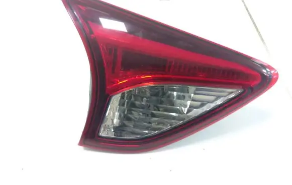 Mazda CX-3 Tailgate rear/tail lights A051671