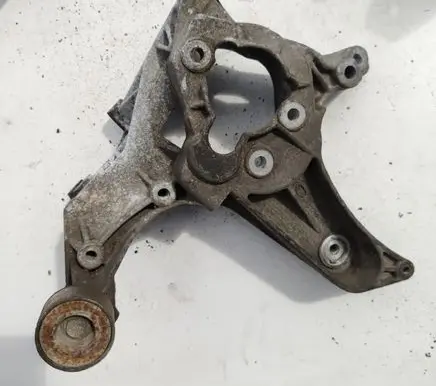 Generator/alternator bracket