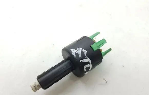 Mitsubishi Outlander Brake pedal sensor switch
